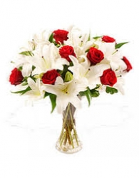 Red N White Flower Arrangement