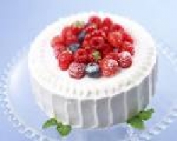 Strawberry Cake - 2 Kg Or 4 Pound